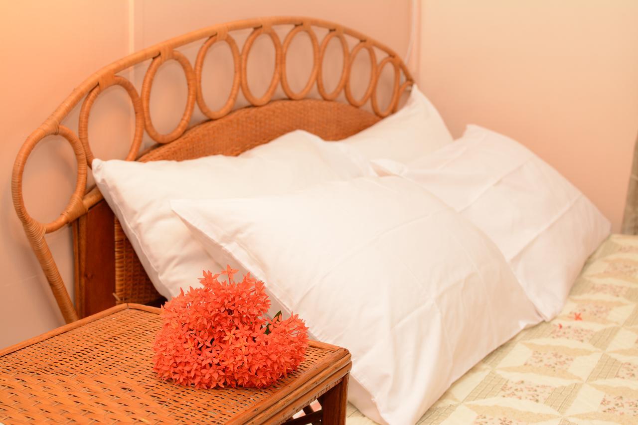 Windjammer International Cuisine & Comfort Inn Georgetown Eksteriør bilde