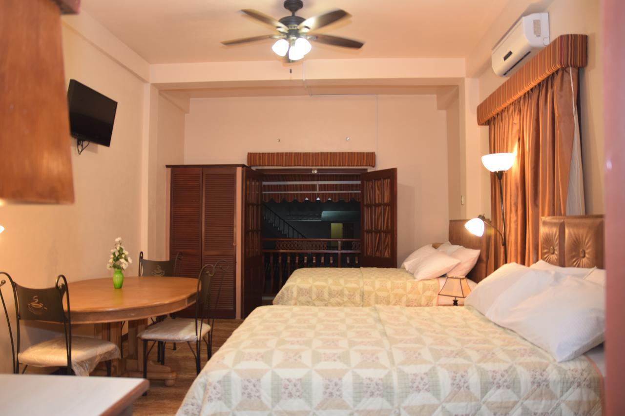 Windjammer International Cuisine & Comfort Inn Georgetown Eksteriør bilde
