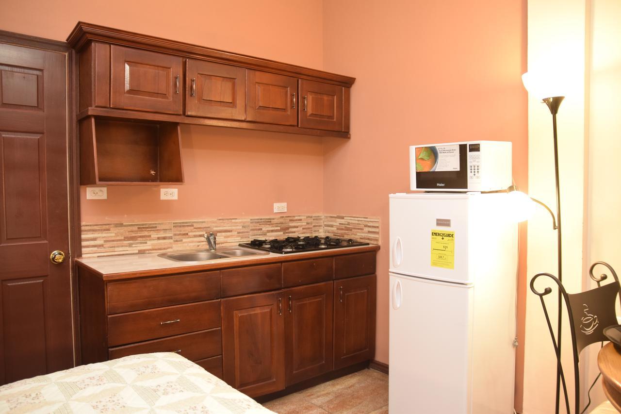 Windjammer International Cuisine & Comfort Inn Georgetown Eksteriør bilde