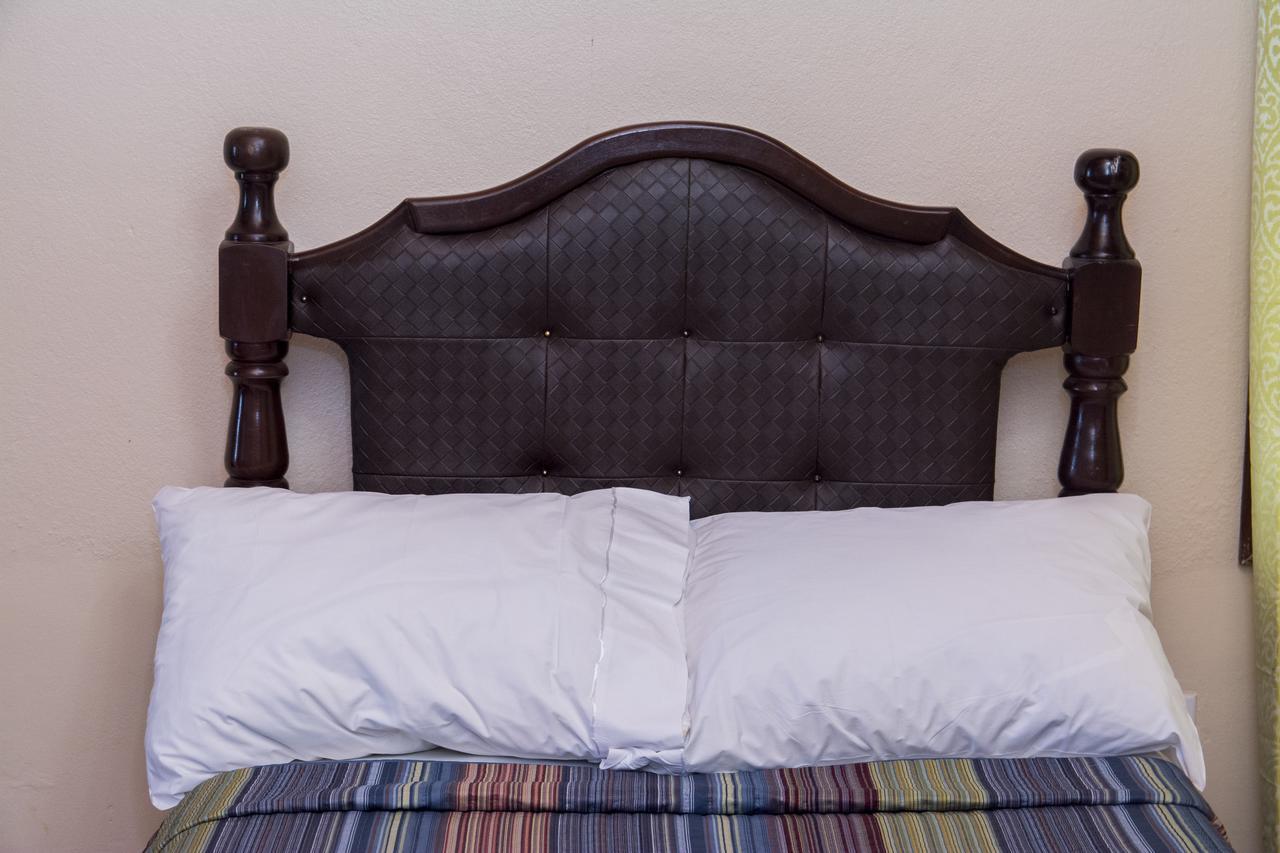 Windjammer International Cuisine & Comfort Inn Georgetown Eksteriør bilde