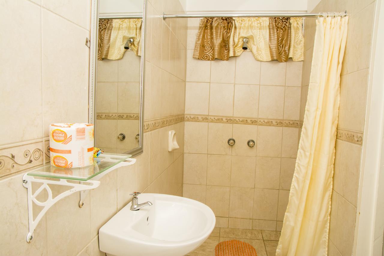 Windjammer International Cuisine & Comfort Inn Georgetown Eksteriør bilde