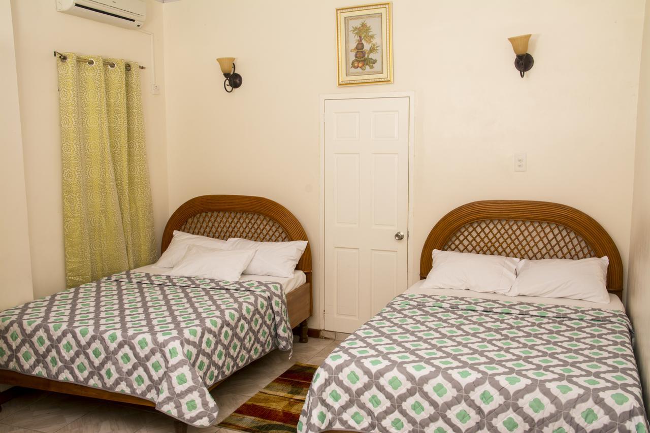 Windjammer International Cuisine & Comfort Inn Georgetown Eksteriør bilde